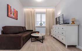 Apartments Old Town 2 Warsaw By Renters